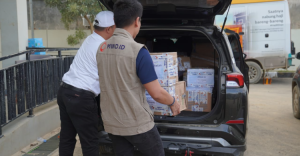 Bantu Jaga Imun Korban Bencana  MIND ID Kirim 3 Truk Vitamin dan Obat ke Aceh