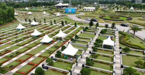 Libur Akhir Tahun Penziarah Meningkat  Al Azhar Memorial Garden Pastikan Kenyamanan