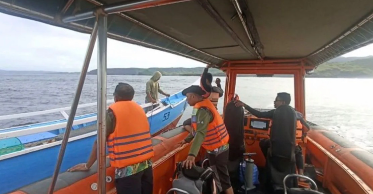 SAR Perluas Pencarian 4 WNA Spanyol Hilang Di Perairan Pulau Padar