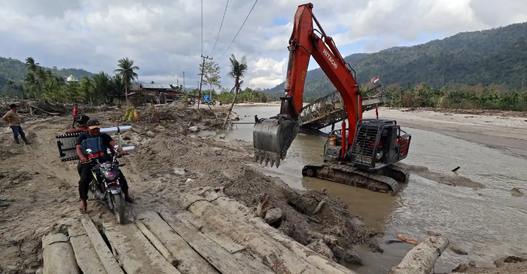 Agar Rampung Sebelum Ramadan  Gerindra Kawal Pemulihan Kondisi Pascabencana