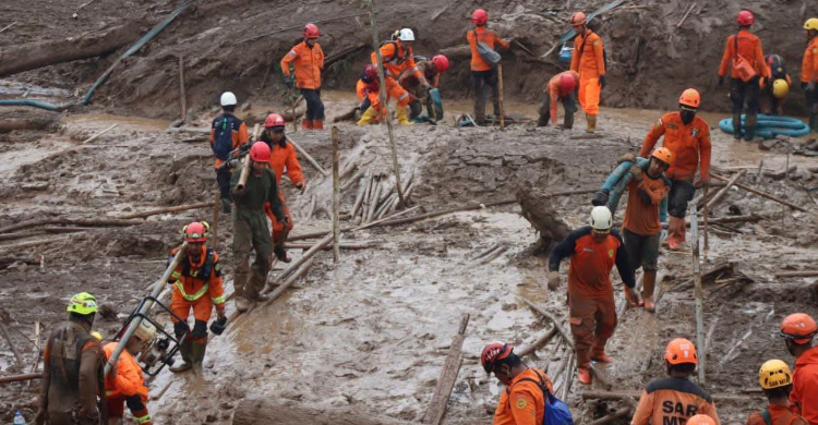 BNPB  20 Jenazah Korban Longsor Bandung Barat Sudah Teridentifikasi