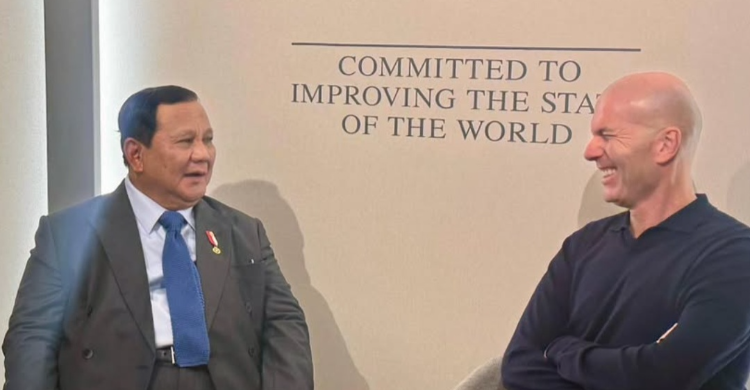 Di Sela WEF 2026 Davos Prabowo Bertemu Zidane  Minta Masukan Pembinaan Sepak Bola Nasional