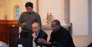 Dubes Teuku Faizasyah Berbincang Dengan Penerima Beasiswa KNB