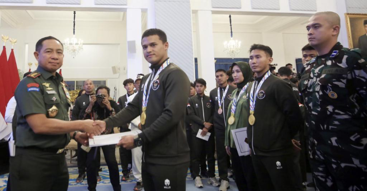 Kenaikan Pangkat Luar Biasa Atlet TNI Peraih Emas SEA Games Sudah Tepat
