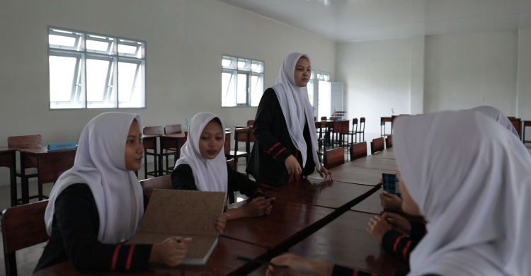 Pemerintah Revitalisasi Sekolah  Siswa SMK Negeri 7 Medan Makin Semangat Belajar