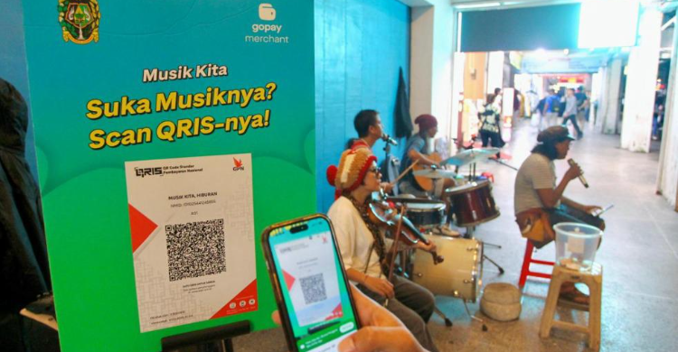 Pemkot Yogyakarta   GoPay Dukung Musisi Jalanan Malioboro Go Digital