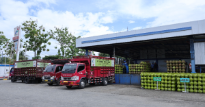 Pertamina Gratiskan 654 Ribu Liter BBM Dan 1 500 Tabung LPG Untuk Sumatera