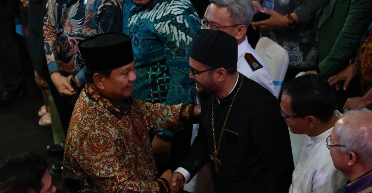 Prabowo  Kritik Publik Justru Menyelamatkan Pemerintah
