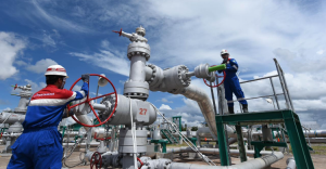 Skor ESG Naik Pertamina Peringkat Pertama Dunia Sub Industri Minyak dan Gas Terintegrasi