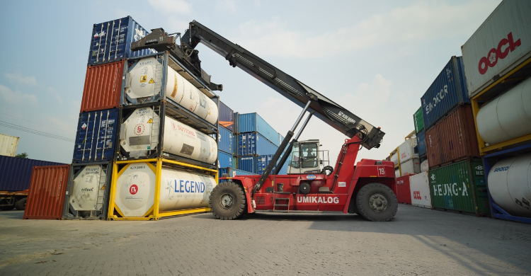 KAI Logistik Pastikan Keamanan Angkutan 12 Jenis B3 Lewat Moda Kereta Api