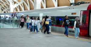 Libur Lebaran Naik Whoosh  Nikmati Promo di 20 Destinasi Wisata  Hotel   Kuliner