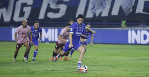 Persib Ditantang Borneo FC  Umuh Muchtar Tekankan Mental Juara