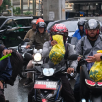 Program TJSL  Peruri Bagikan Takjil Gratis untuk Warga Sekitar Perusahaan