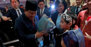 Tiba di Jepang  Prabowo Dapat Doa Tulus dari Anak Diaspora  Sehat Selalu Pak