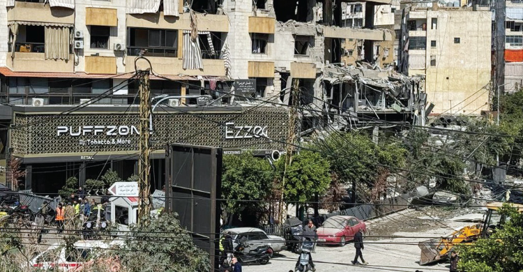Bunyi Lonceng Gereja Di Lebanon Selatan Pesan Damai Menggema Dari Permukiman Warga
