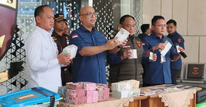 Kasus TPPU Zarof  Kejagung Pamer Uang Rp 12 M hingga Sertifikat Kebun Sawit