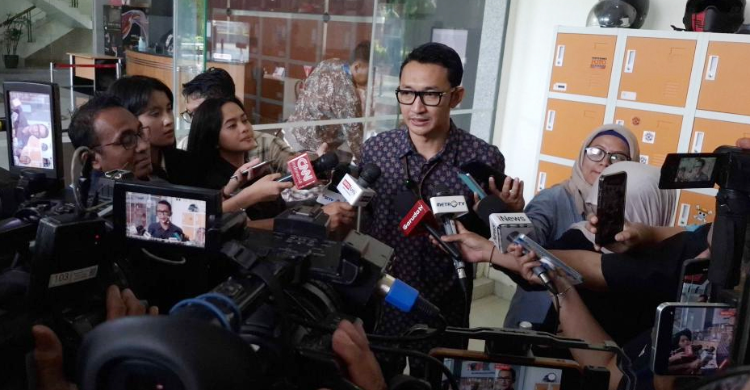Saksi Kasus Ijon Proyek Bekasi Diintimidasi  KPK  Rumahnya Diduga Dibakar