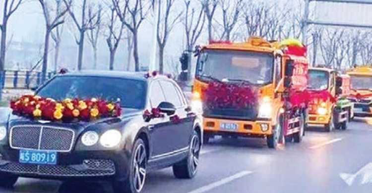 Truk Septic Tank Disulap Menjadi Mobil Pengantin