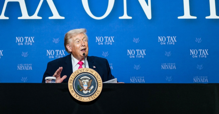 Trump Perpanjang Gencatan Senjatan  Iran Tetap Siaga