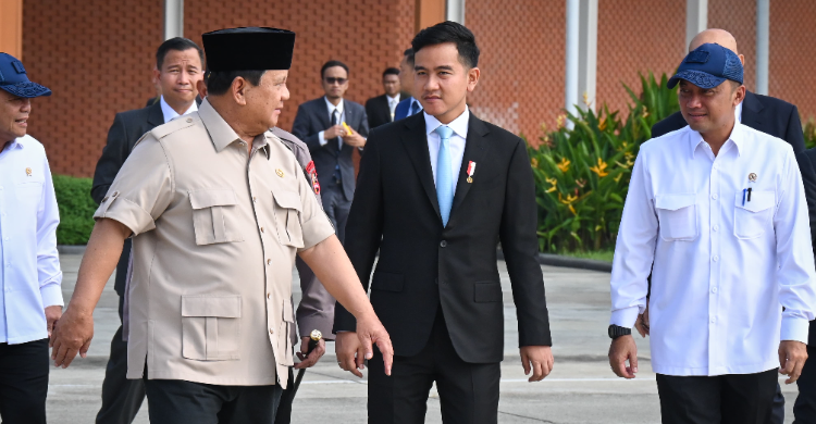 Gibran Lepas Keberangkatan Presiden Prabowo Hadiri KTT ASEAN Ke 48 Di Filipina