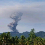 Pencarian Pendaki Gn Dukono 2 WNA Terdeteksi 20 30 Meter Dari Bibir Kawah Utama  1 WNI Belum Terlacak