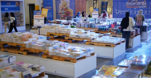 Wamensos Minta Perpustakaan SR Aktif Buku Mahal  Tingkat Literasi Indonesia Baru 0 001