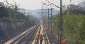 Ganggu Jalur Kereta Cepat  452 Layang Layang Diamankan KCIC