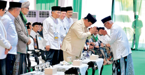 Hadir Di Bangkalan Madura  Presiden Jelaskan Rupiah Di Depan Para Ulama NU