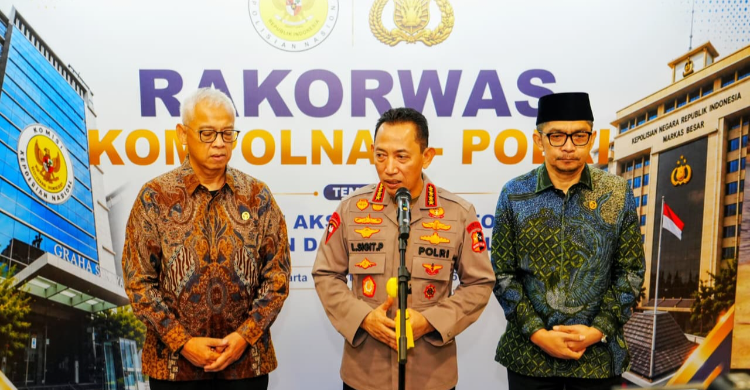 Kapolri Di Rakorwas Kompolnas  Mitra Strategis Untuk Pembenahan Polri