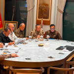 Rapat Di Kertanegara Hari Minggu  Prabowo Bahas Lonjakan Investasi Ke RI