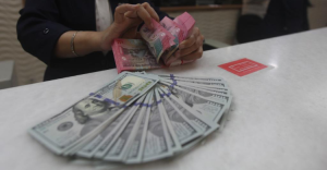 Rupiah Melemah Lagi  Dibuka Di Level Rp 17 928
