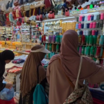 Trik Hemat Jemaah Hindari Denda Overbagasi