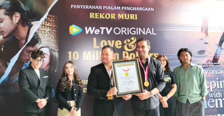 WeTV Original Love dan 10 Million Dollars Raih Rekor MURI