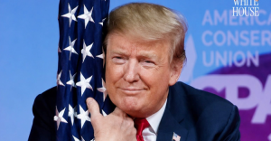 Jutaan Orang Tangisi Pemakaman Khamenei  Trump Kaget
