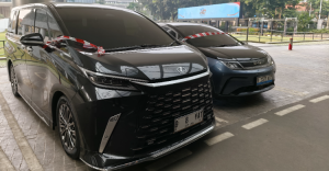 Kejagung Sita 2 Mobil Mewah Bos PT YAT di Kasus Korupsi MBG
