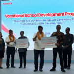 Perkuat Pendidikan Vokasi  TMMIN Donasikan Mesin Kendaraan Ke 2 SMK Di Bali