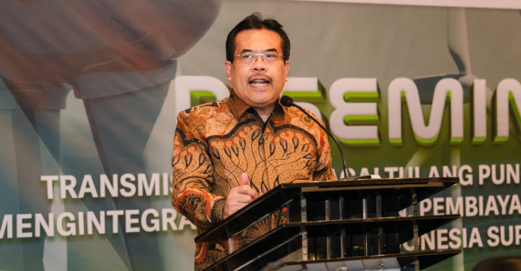 Transmisi Hijau  Tulang Punggung Tentukan Masa Depan Energi Bersih Indonesia