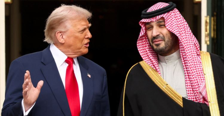 Ditelepon MBS  Trump Batal Serang Iran