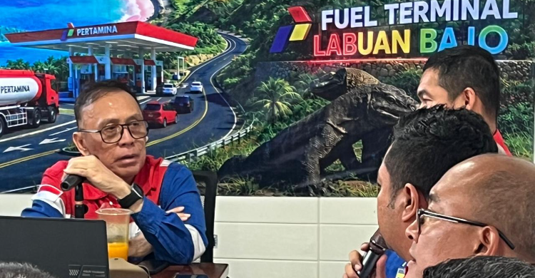 Komut Pertamina Tinjau Lokasi Terdampak Gempa  Pastikan Stok BBM NTT Aman