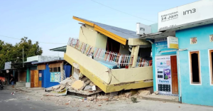 Mitigasi Bencana Harus Diperkuat Pakar  Korban Gempa Flores Meninggal Akibat Bangunan Roboh