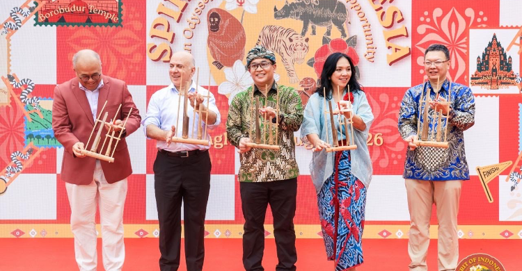 Produk UMKM Diserbu  Warga Shanghai Rela Antre Demi Cicipi Jajanan RI