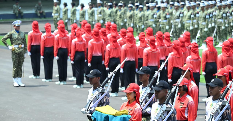 Tim Upacara dan Paskibraka Gelar Gladi Parsial di Halaman Istana Merdeka